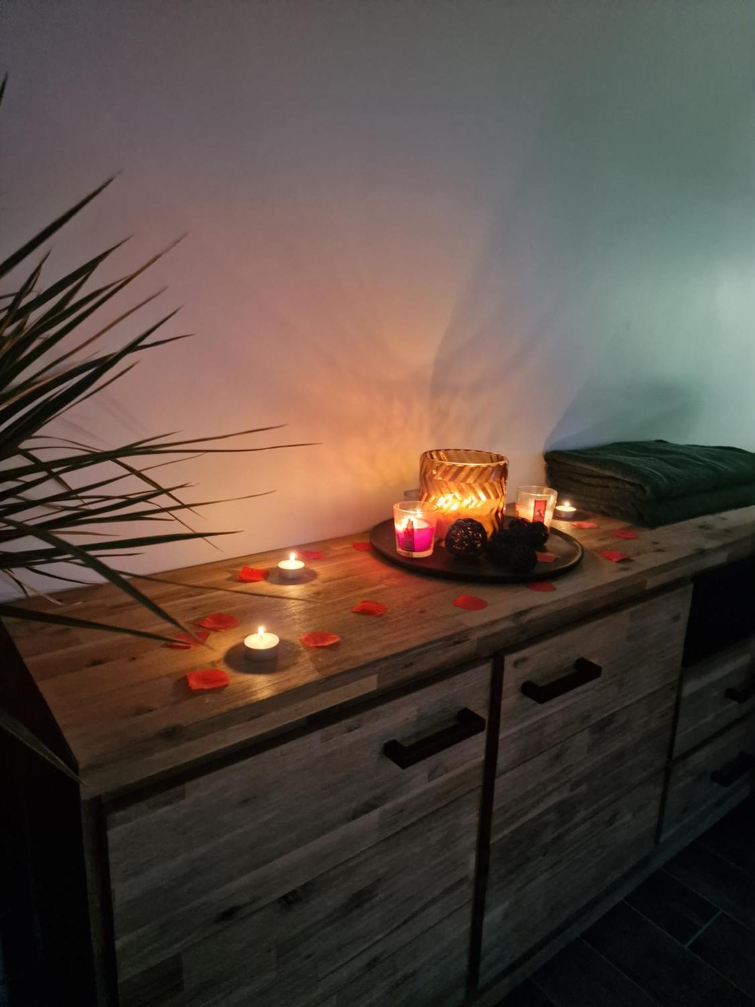 Atoumo Appartement Love Jacuzzi & Jardin Disneyland Paris Quincy-Voisins Екстер'єр фото